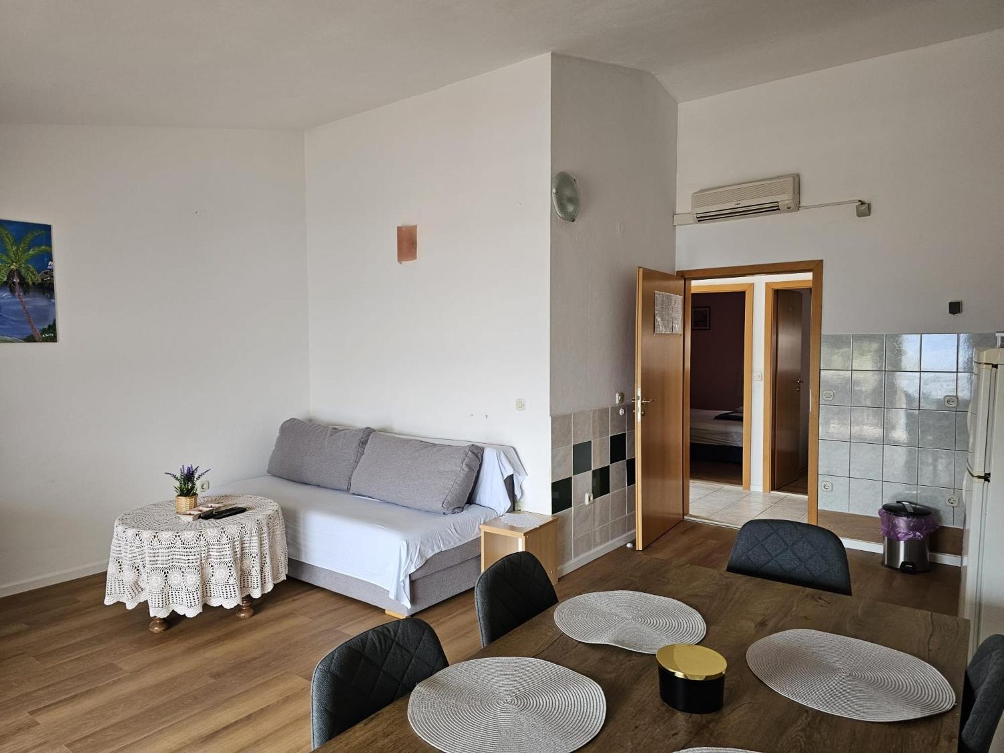 Villa Roing S Stanici Buitenkant foto
